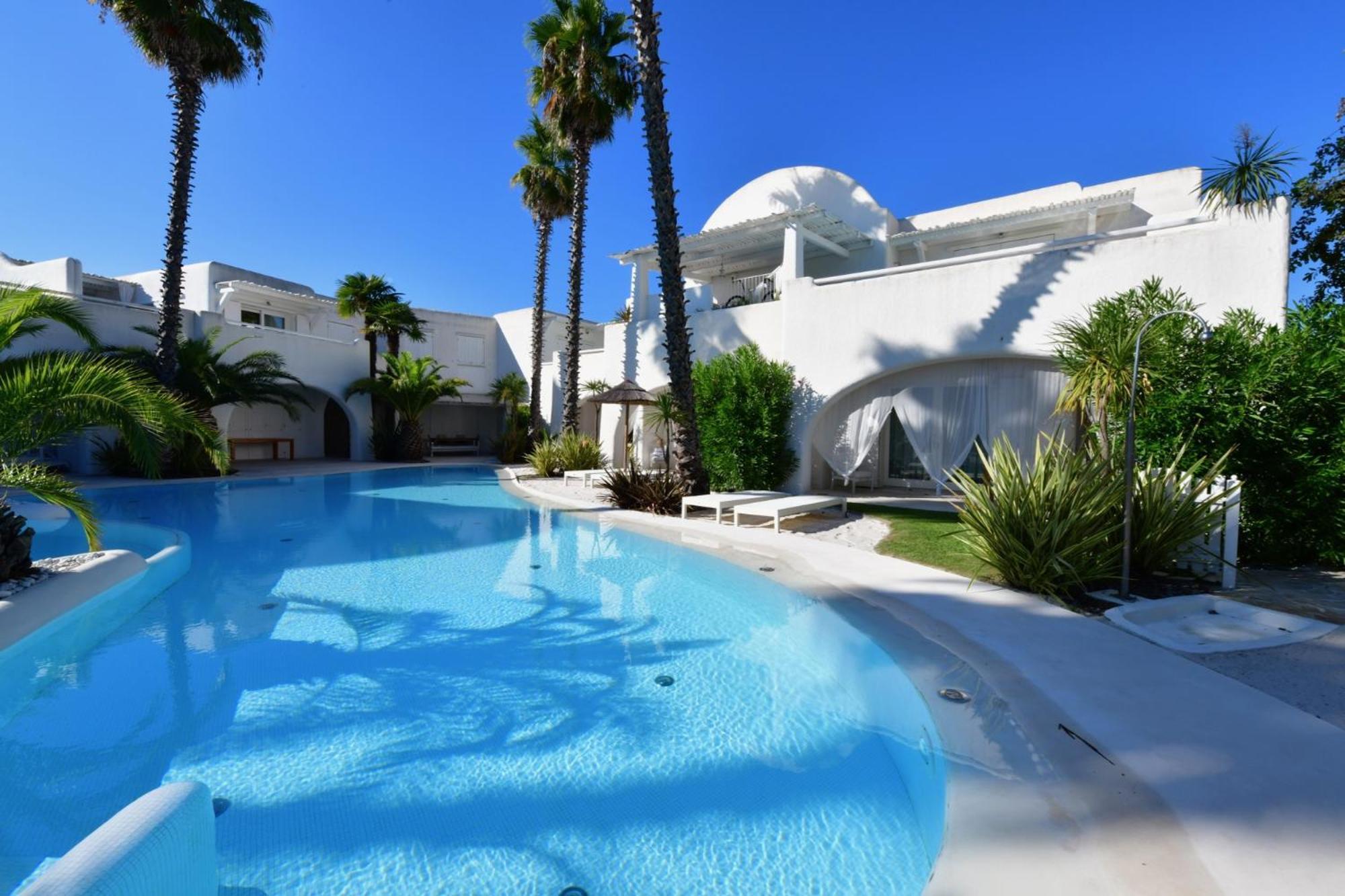 Villaggio Dei Pellicani Apartment *